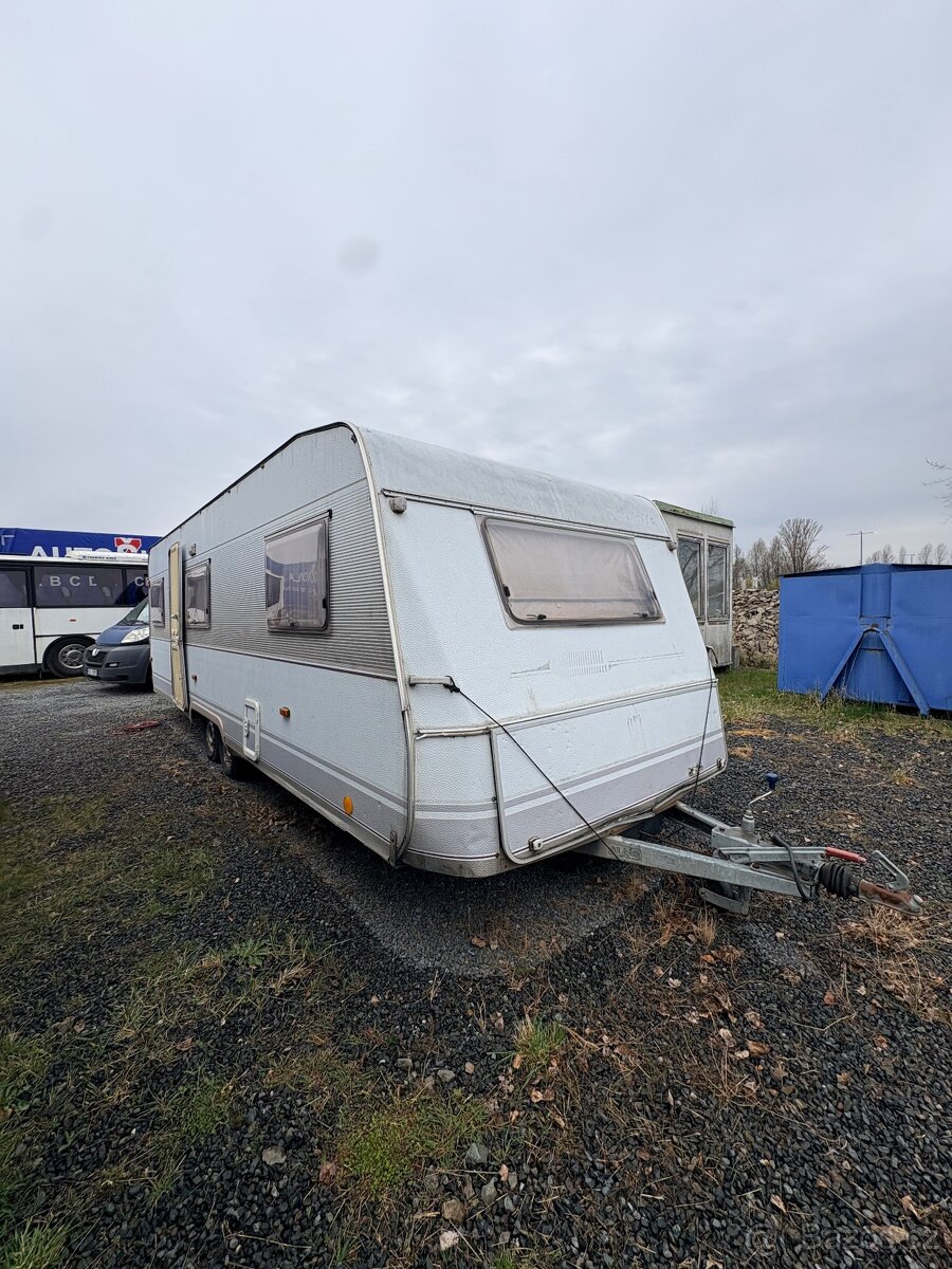 Dethleffs Camper RT8 - 13