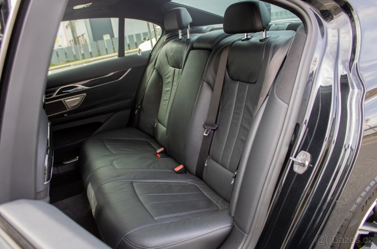 BMW Rad 7 730d / 195kW / A8 / 2020 - 13