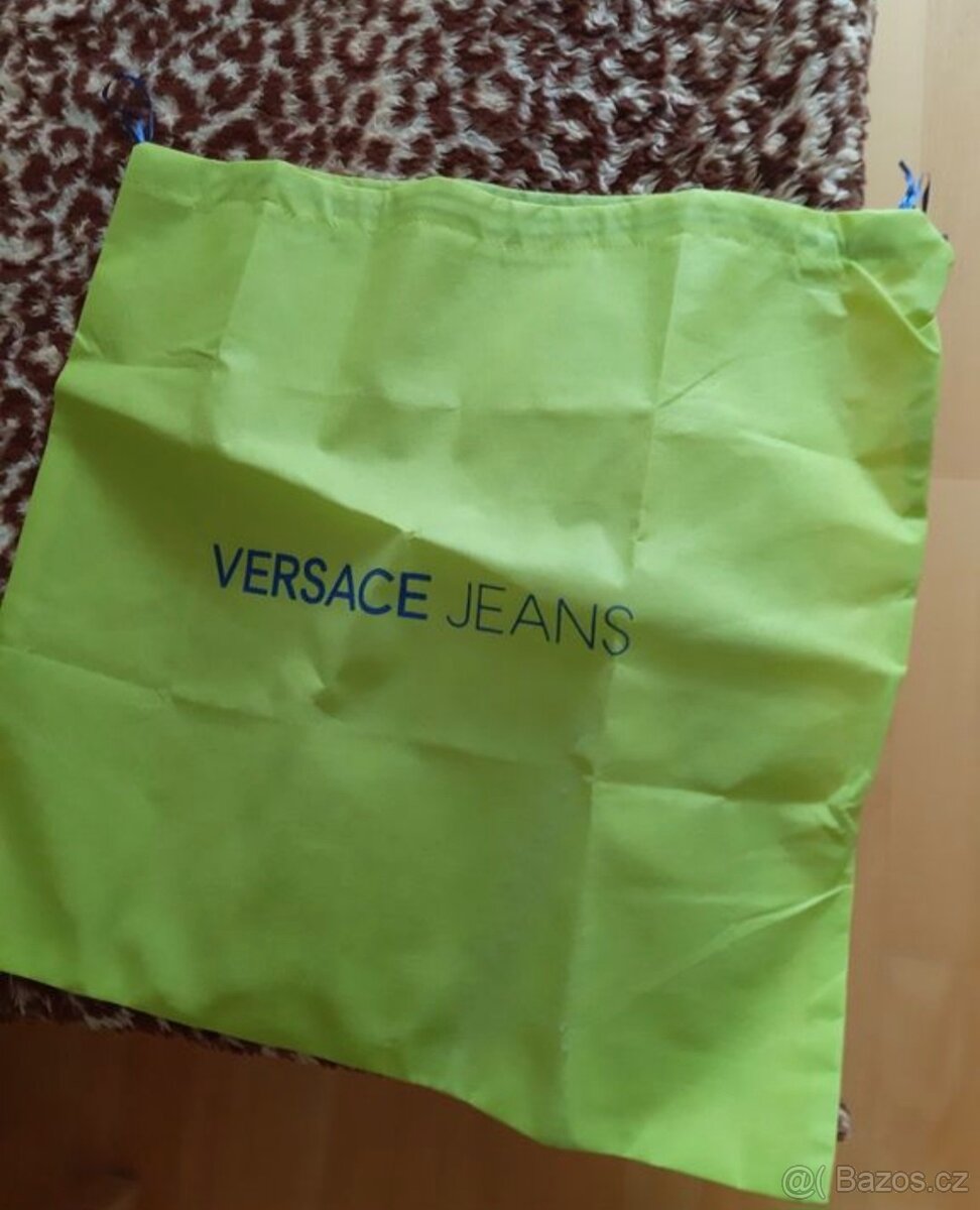 Nová luxusní kabelka Versace Jeans - 13