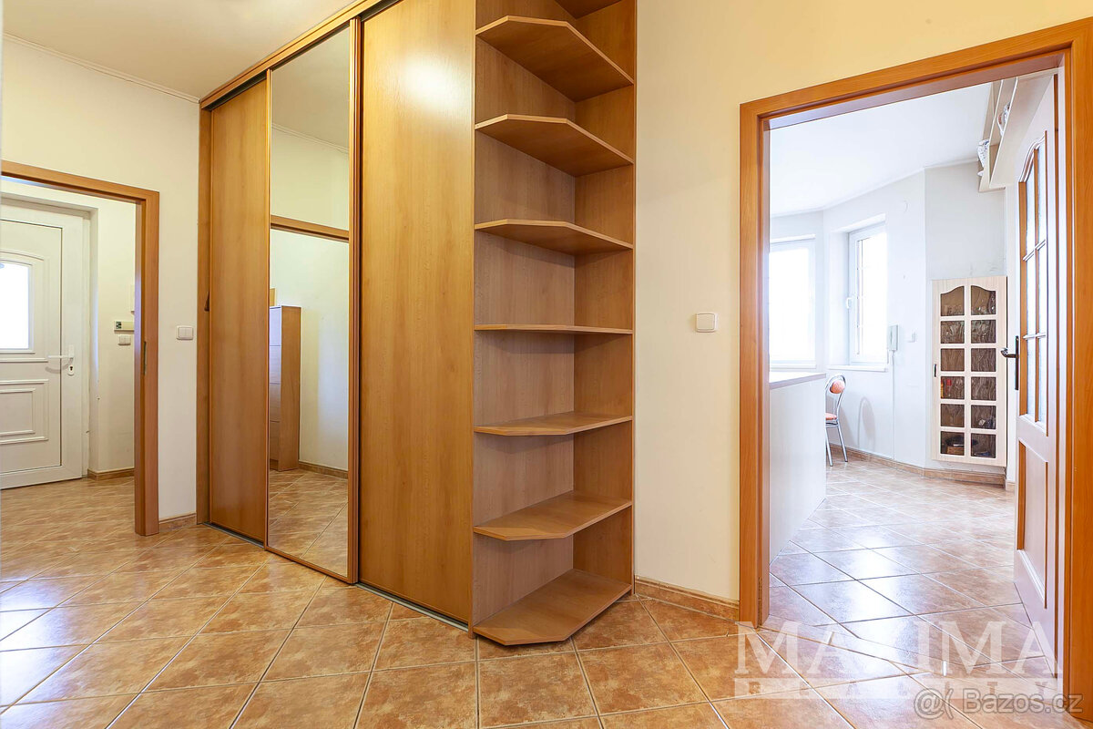 Dům 4+1 o ploše 113 m2 - Chomutov, Chomutov - 13