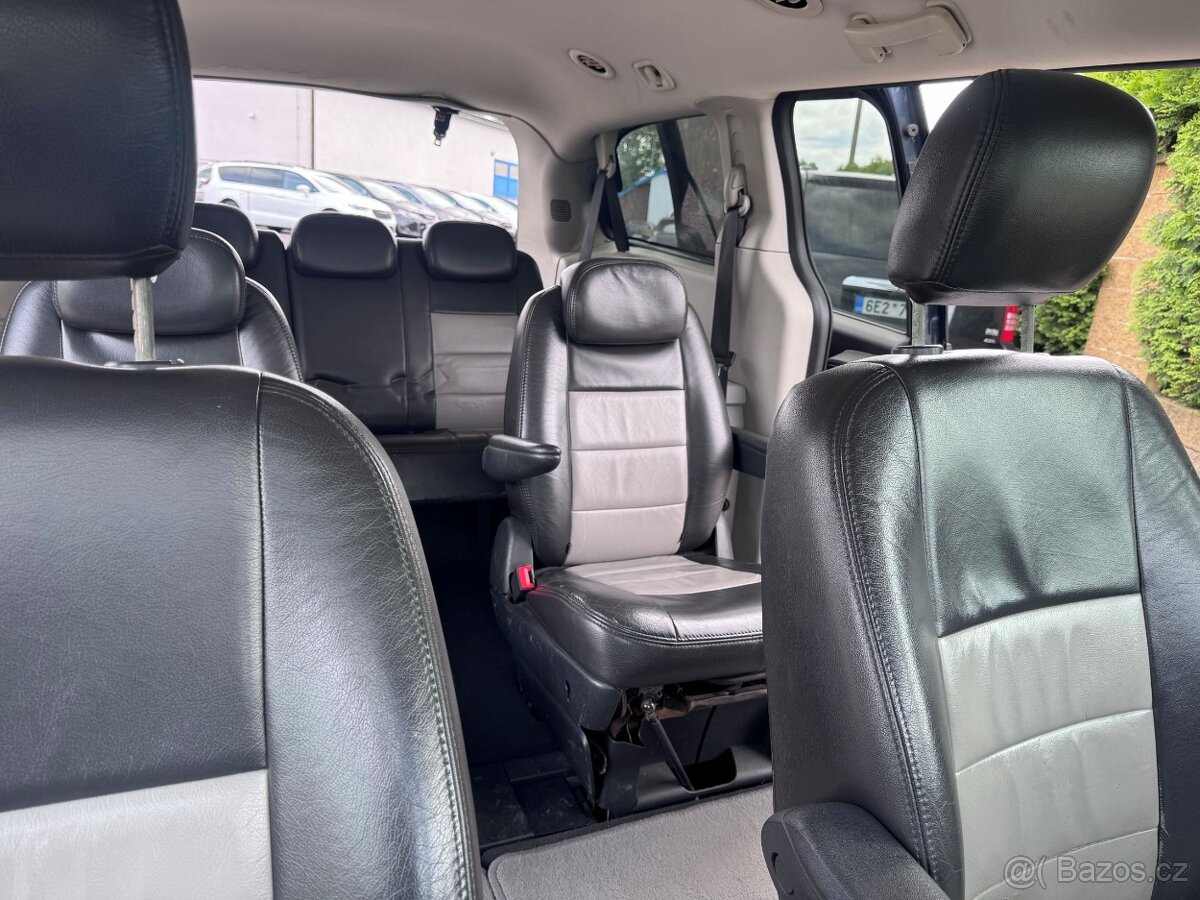 Chrysler Town Country Gr Caravan 3,3 LPG RT 2008 - 13