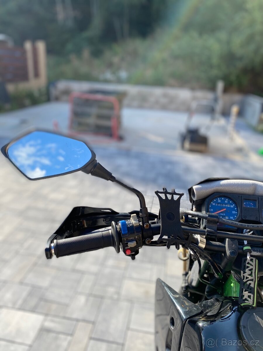 Kawasaki KMX 125 - 13