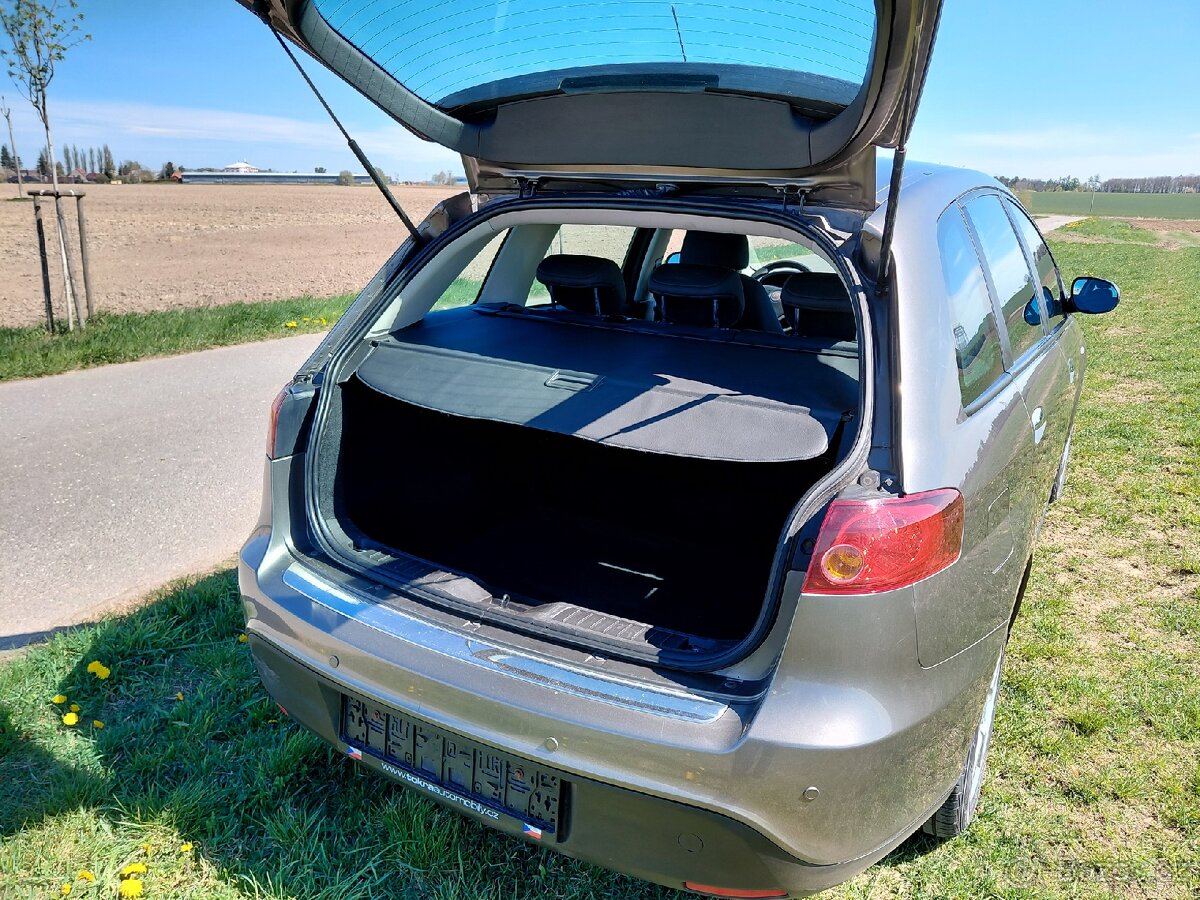 Fiat Croma combi nová Stk po servisu - 13