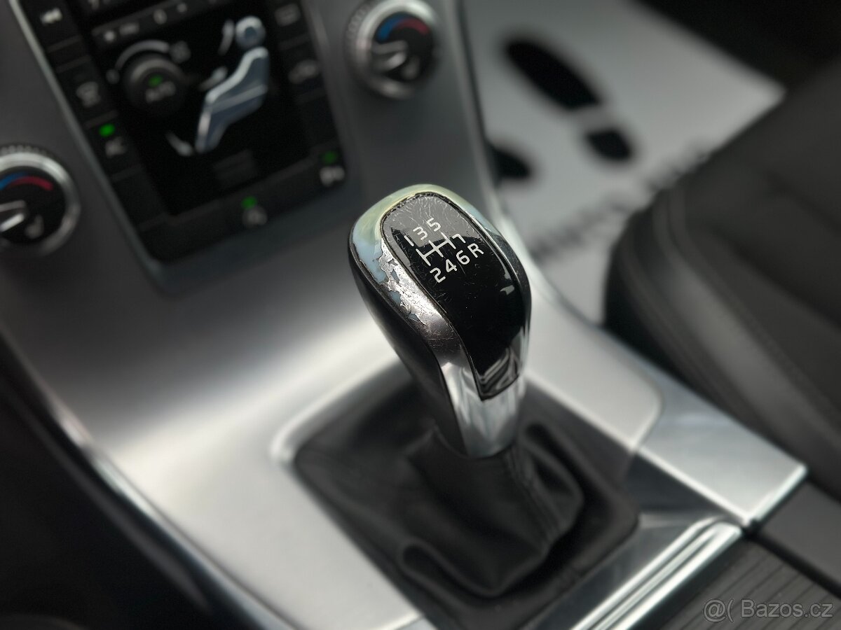 Volvo V60 2016 - 13