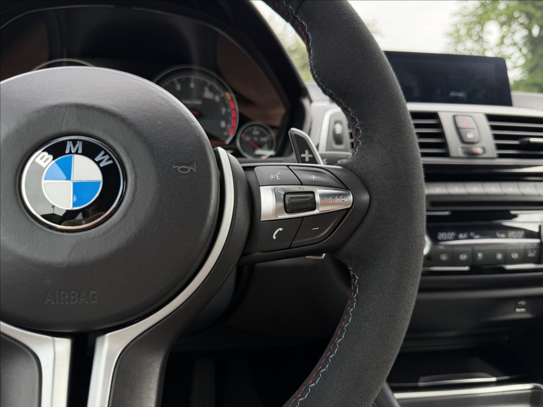 BMW M4 Competition 2017 - 13