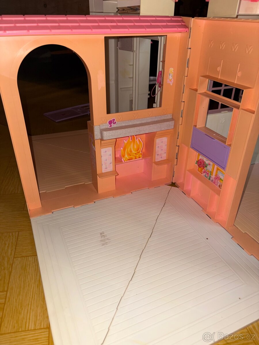 Pretty Barbie Folding Home 1996 - 13