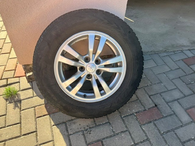 Mitsubishi Outlander - 13