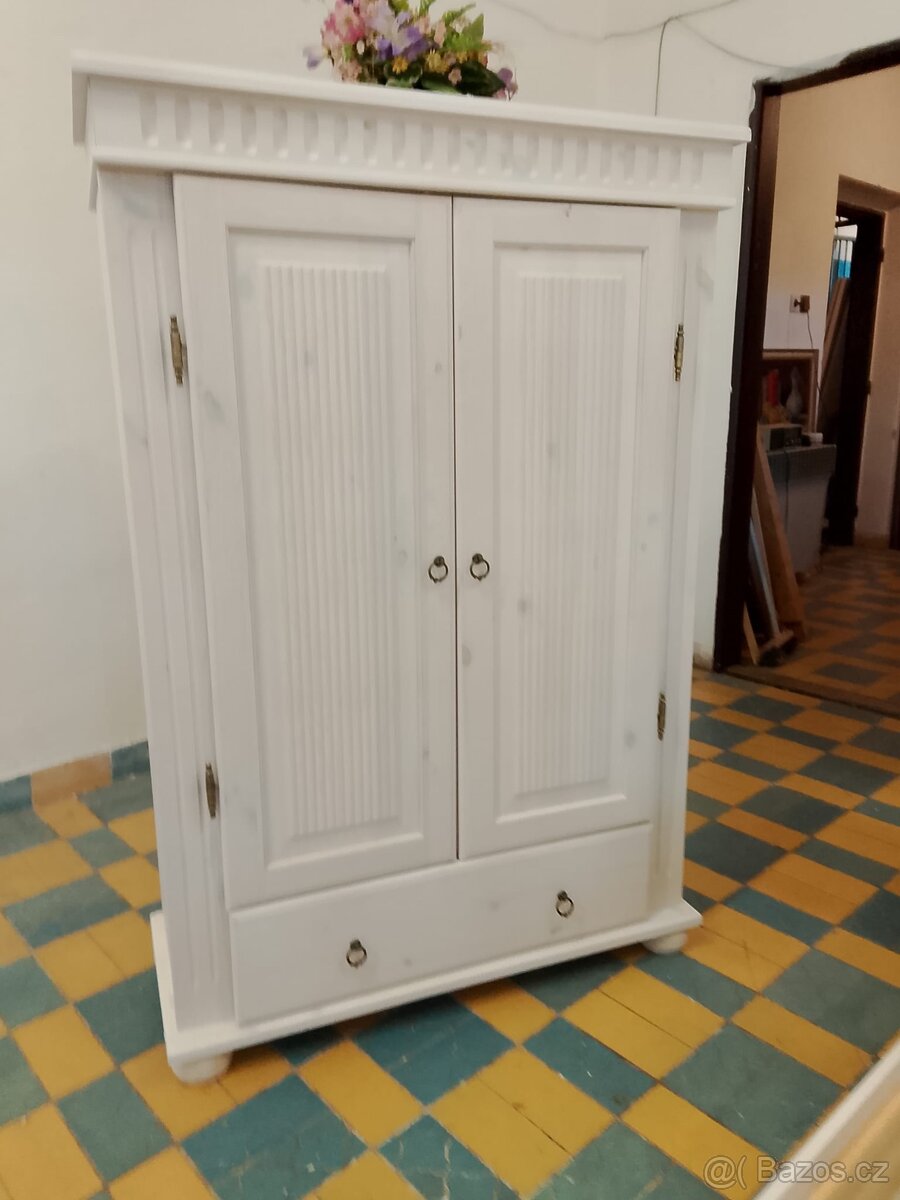 KOMPLETNÍ LOŽNICE HELSINKI ZAŠUPOVACÍ SKŘÍŇ - 13