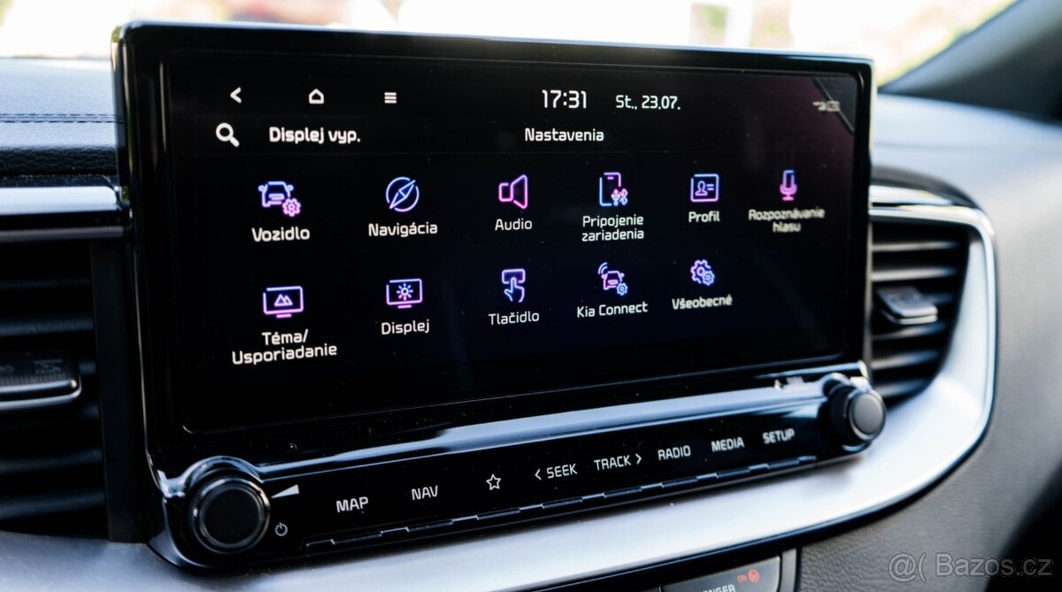 Kia Ceed SW 1.5 T-GDi GT-Line - 13