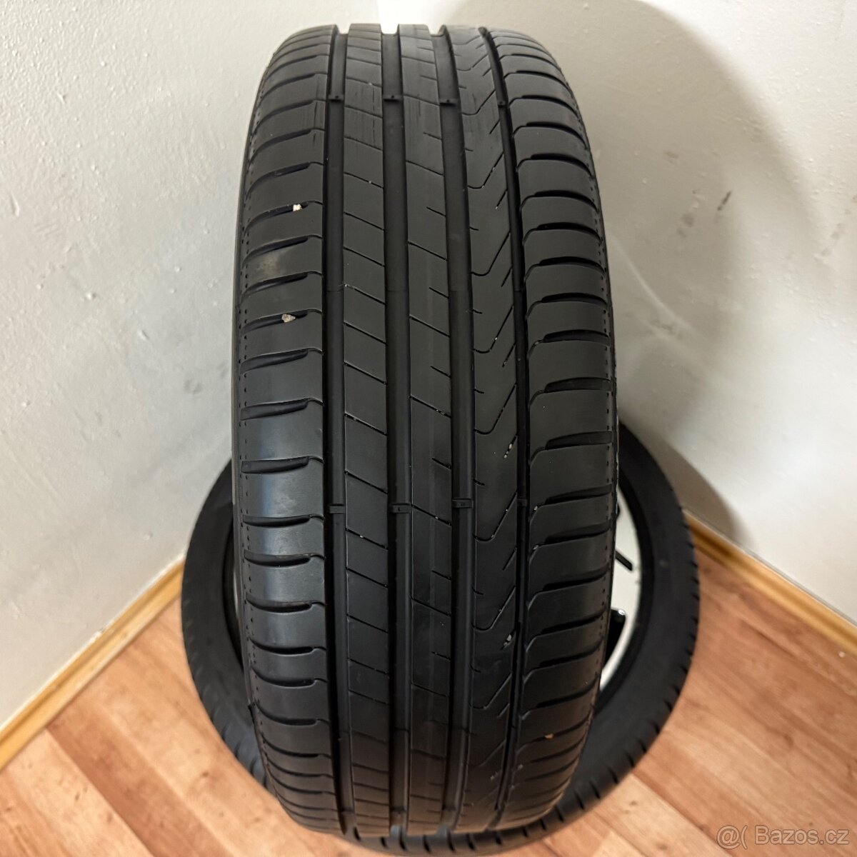 FORD FIESTA 4x108 R17 ET42,5+LETNÍ 205/45R17 6mm - 13