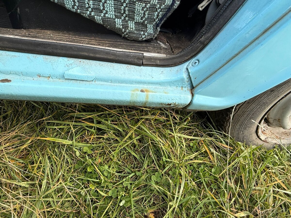 Škoda 100 nálezový stav - 13