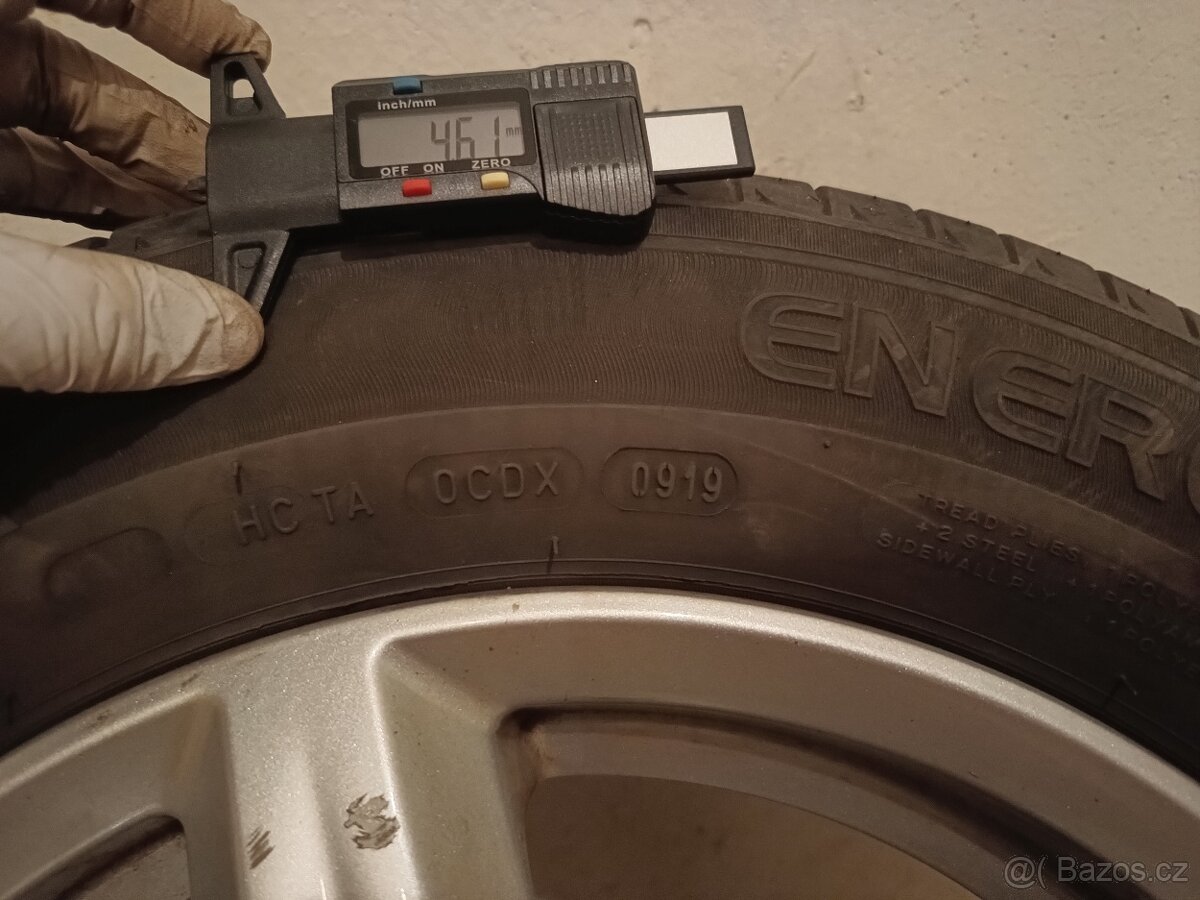 Michelin 195/65 R15 - 13