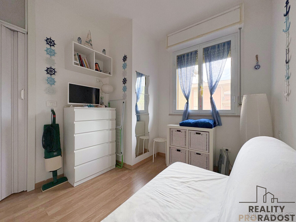 Prodej bytu 2+kk 38 m² Silvi, Itálie - 13