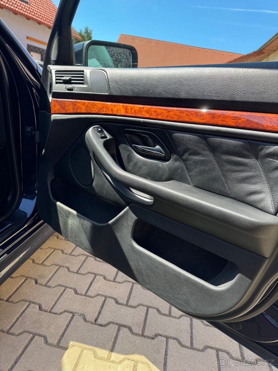 BMW E39 530i Manuál - 13