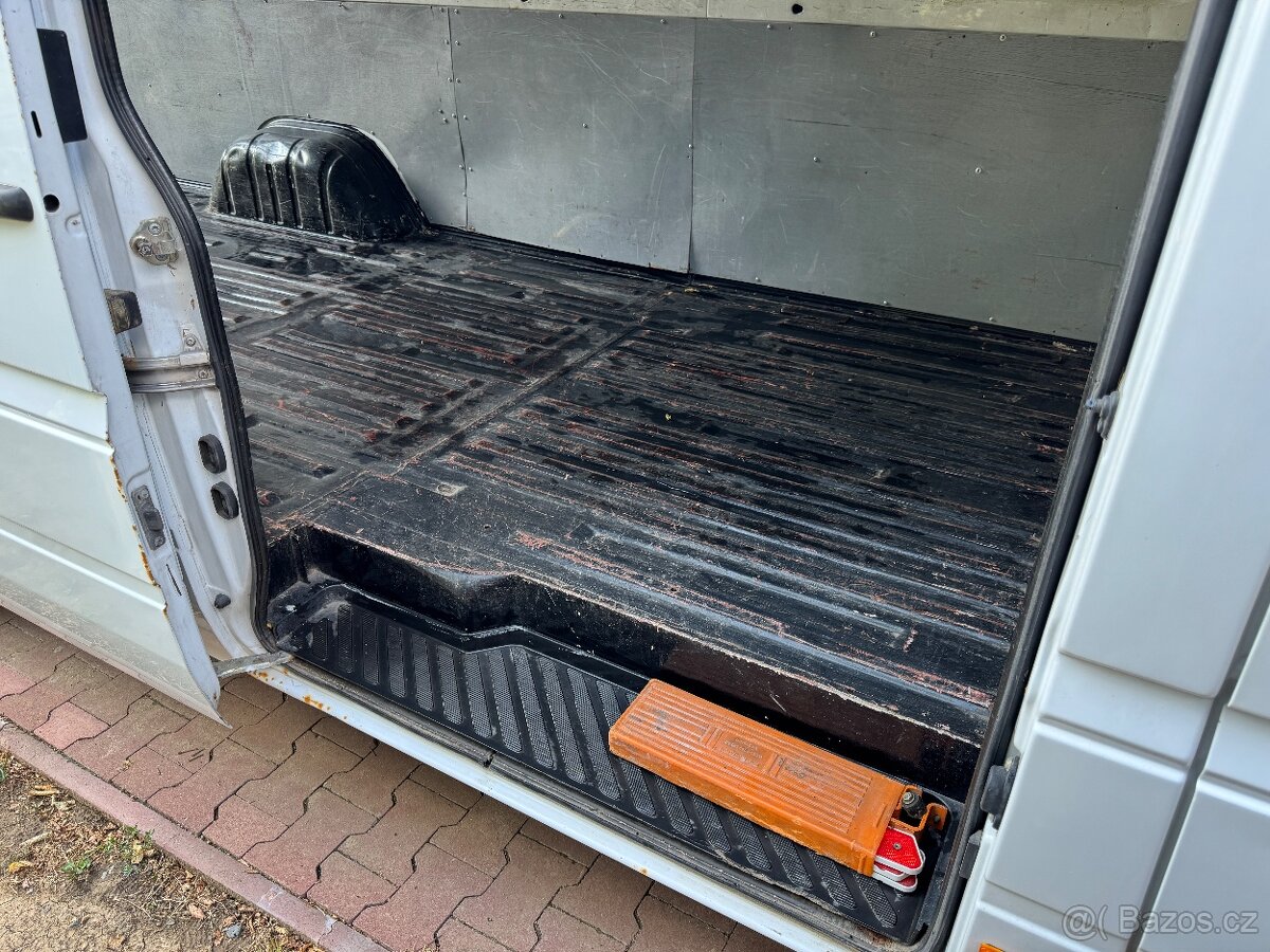 Mersedes-Benz Sprinter MAXI - 13