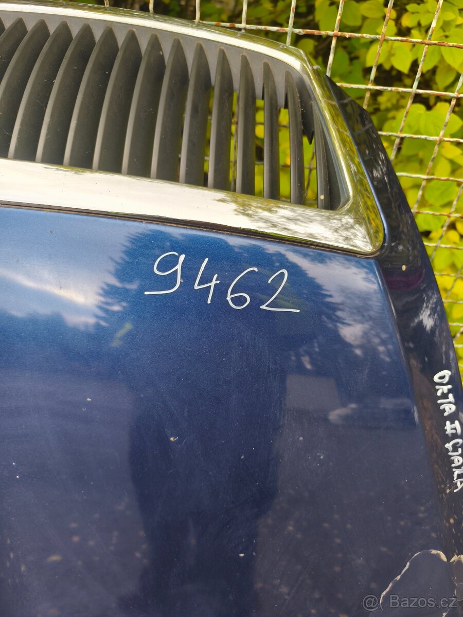 Skoda Octavia 2 - přední kapota - 13