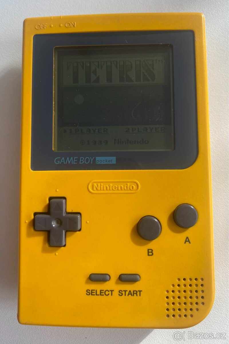 GameBoy Pocket Yellow - 13
