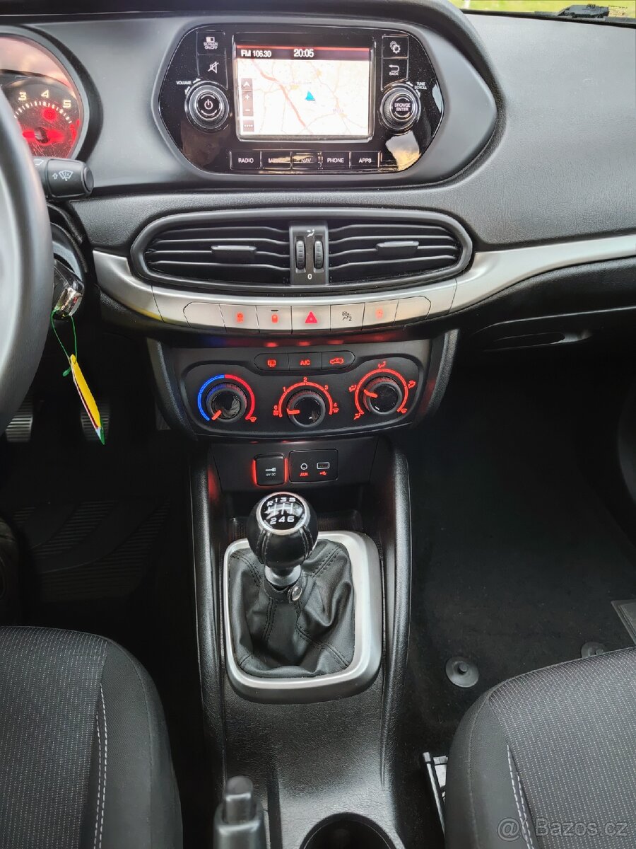 Fiat Tipo Combi 1.4 16V T-Jet 88 kW - 13