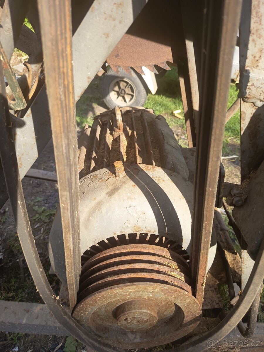 Cirkulárka z masivním motorem 7.5 kw - 13