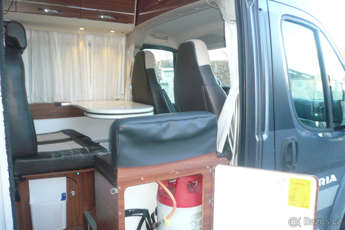 Obytné auto ADRIA TWIN 640 SHX - 13