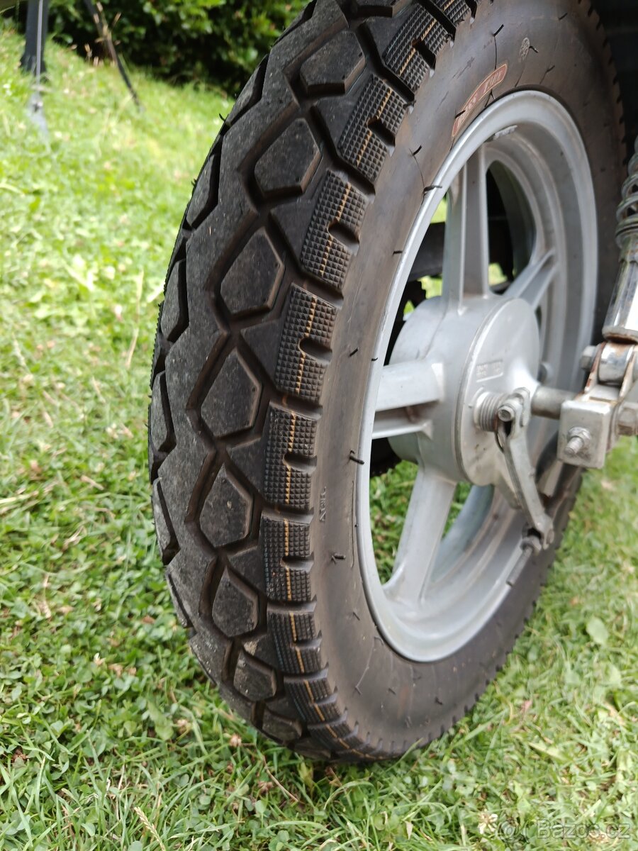 Hyosung 125 GA - 13