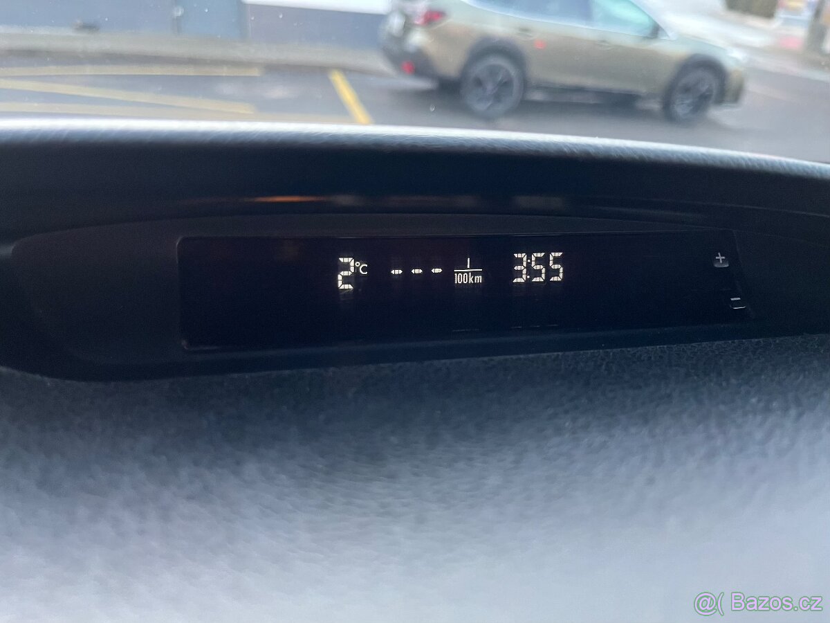 Subaru Forester 2.0i XS • 8/2011 • 110kw • Původ ČR - 13