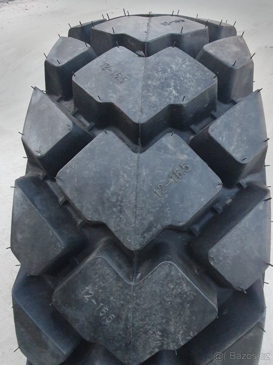Pneu 12 - 16,5 SPEEDWAYS Monster L5 - 13