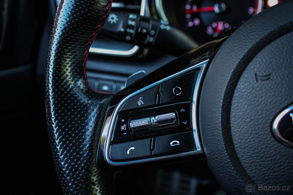 Kia ProCeed 1.6 T-GDi GT A/T - 13
