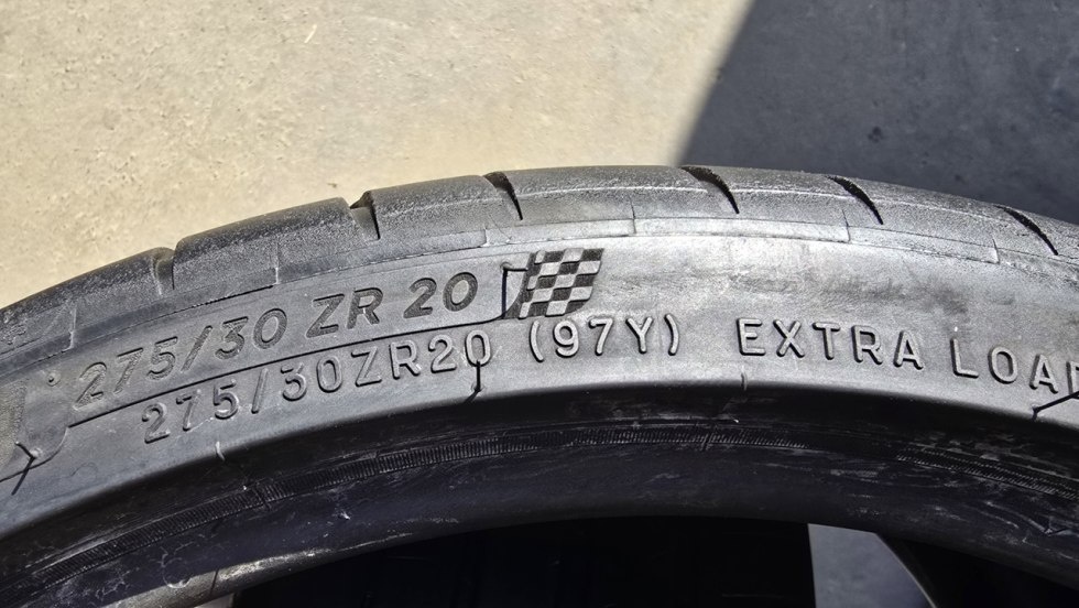 Letní pneu 275/30/20 Michelin - 13