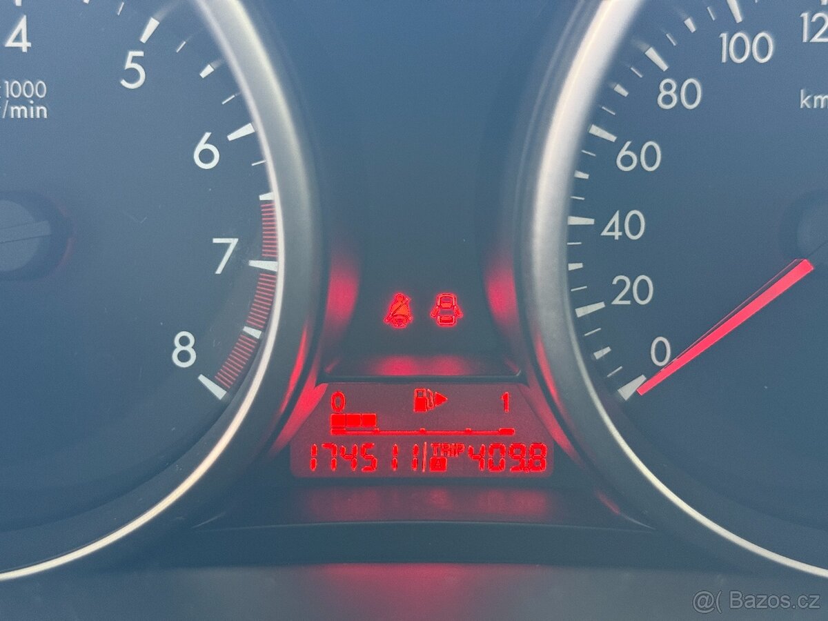 Mazda 3 1.6 77kW 2010 - 13