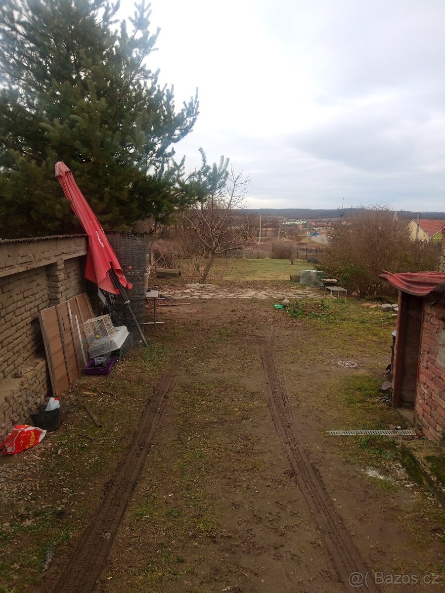 Prodej domu v Chlupicích - 13