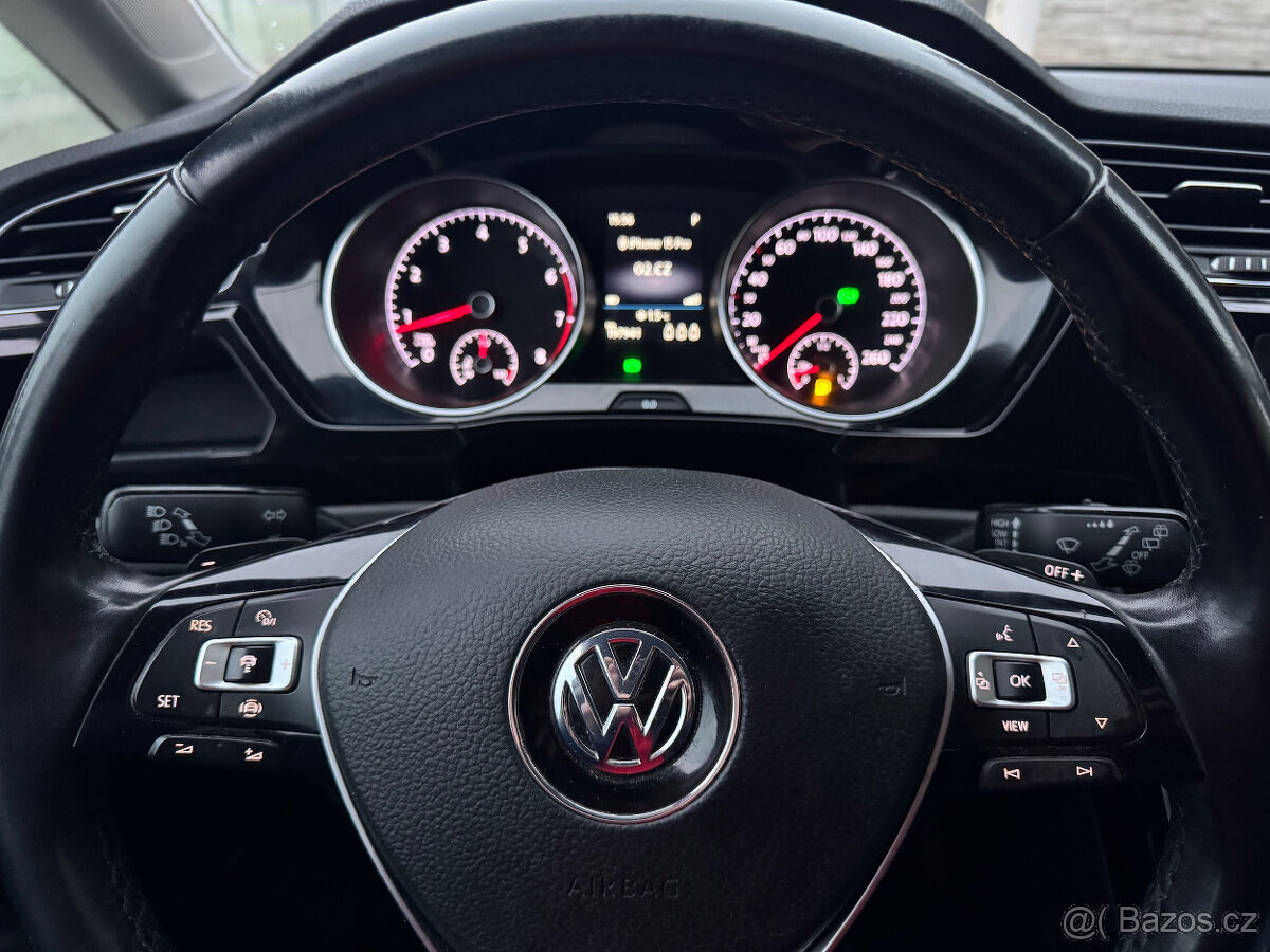 TOURAN 1.5TSI 110kW DSG HIGHLINE 2x KOLA KOUP. V ČR ODP. DPH - 13