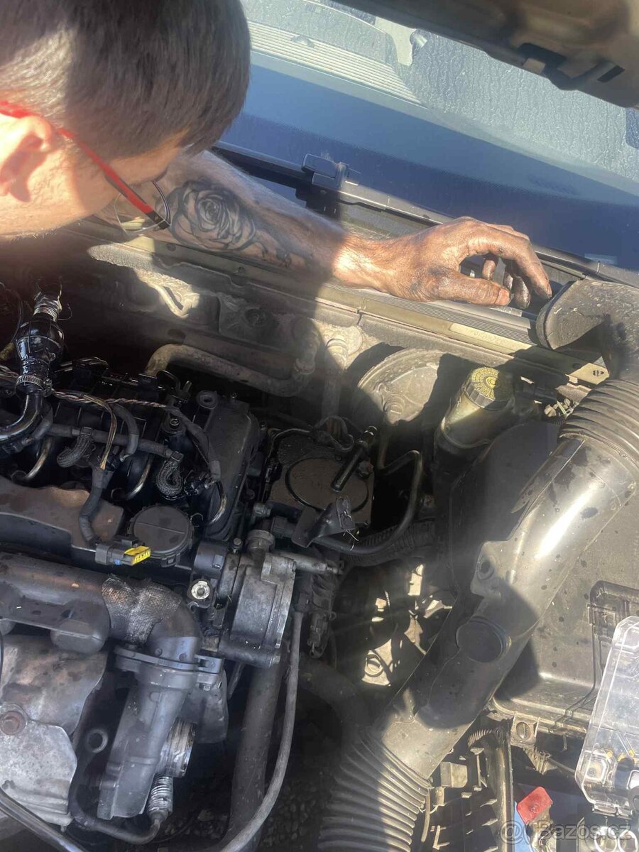 Peugeot 407 1,6Hdi rv 2005 - 13