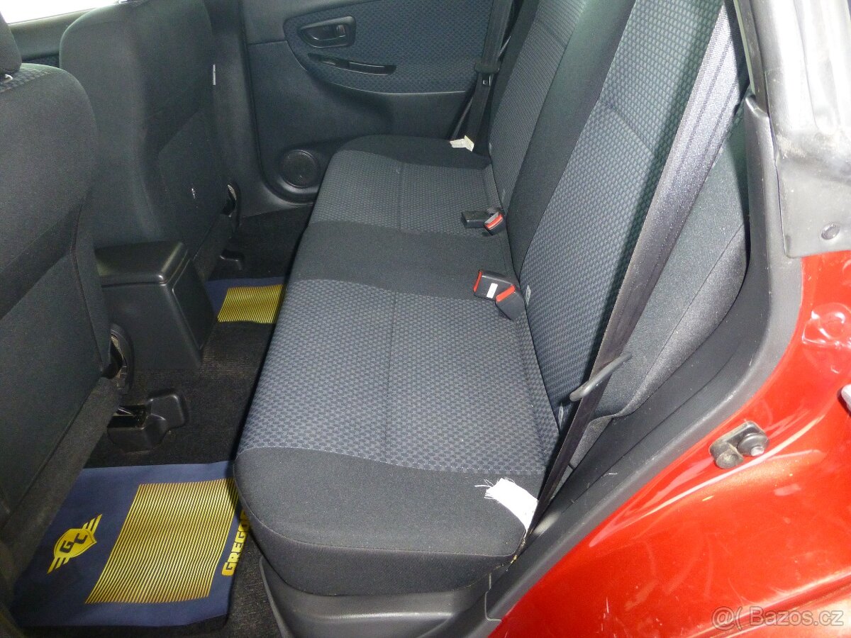 Subaru Impreza 1,6i 4X4 VYHŘ.SEDADLA 73TKM - 13