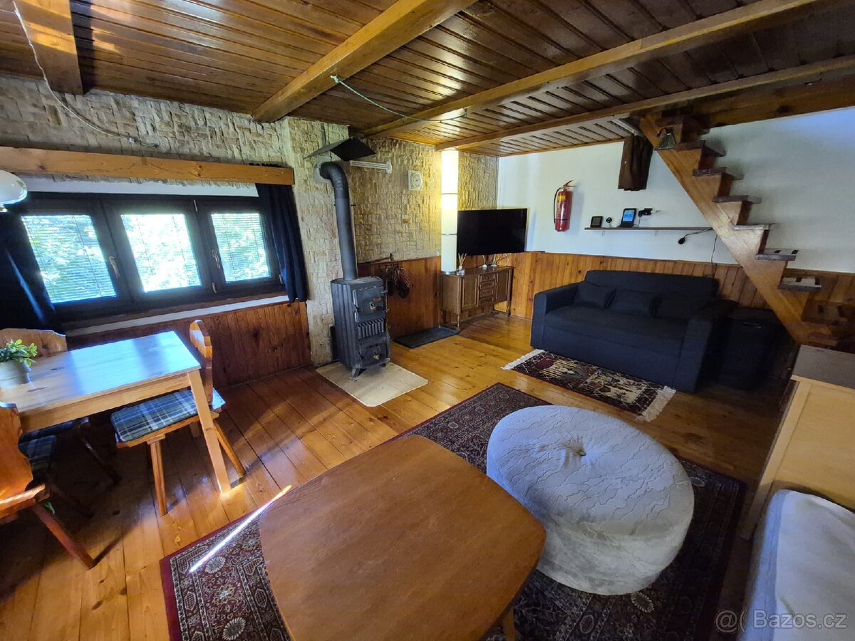 Celoroční chata 100km od Prahy a 30km od Krkonoš - 13