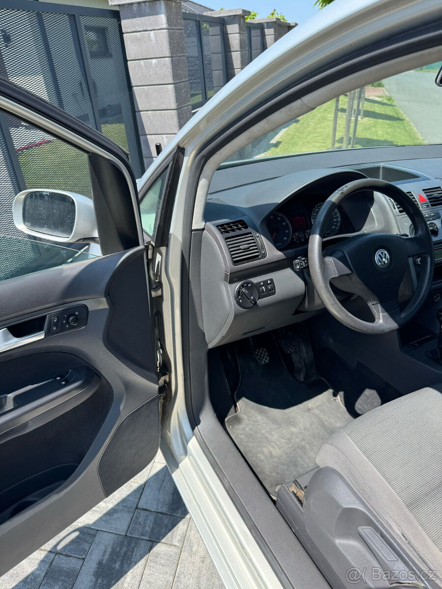 Volkswagen Touran 2.0D EcoFul - 13