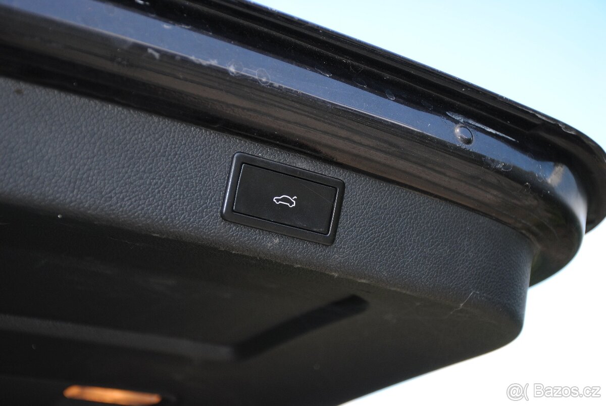 Škoda SUPERB 2 kombi 2.0TDi 125kW - 4x4 - manuál - 13