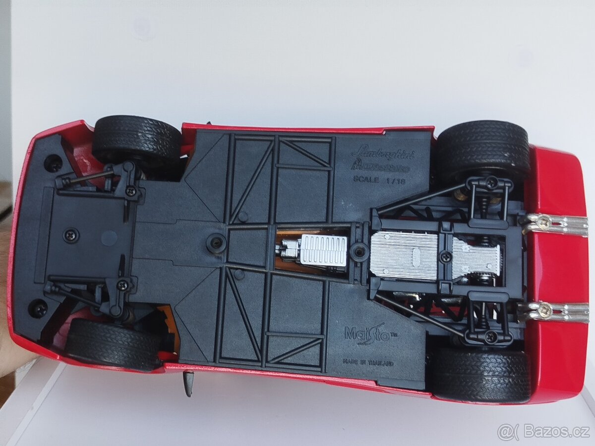 1:18 Lamborghini Diablo Maisto - 13