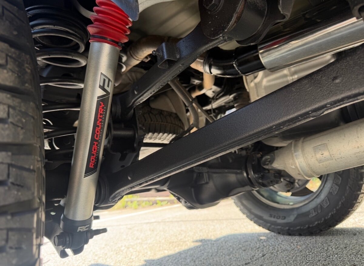 DODGE RAM 1500 BLACK WIDOW - 13
