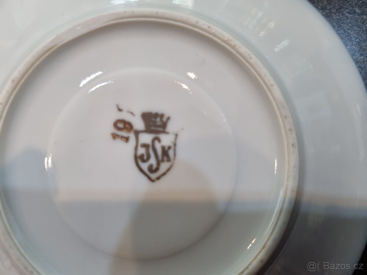 Sklo, porcelán a keramika - 13