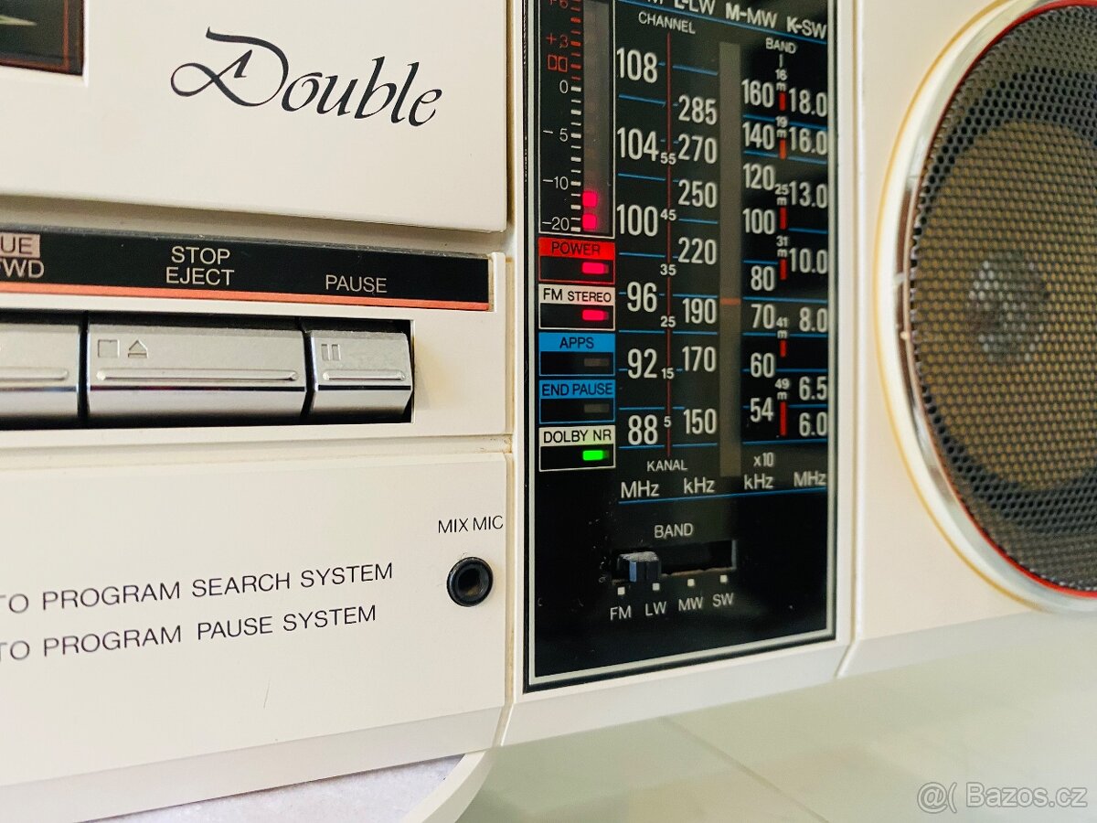 Radiomagnetofon Sharp QT 89HW, rok 1986 - 13