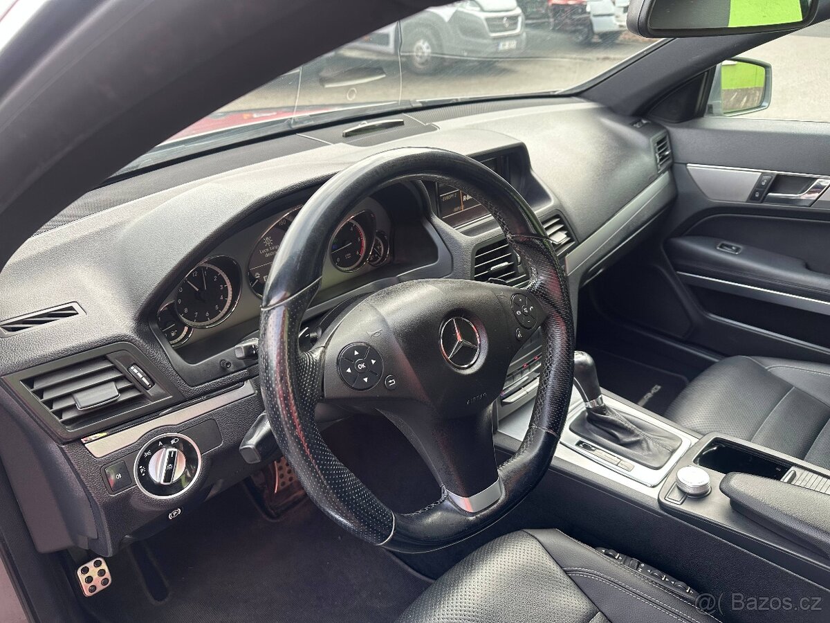 Mercedes-Benz E Coupe E 250 CDI Blue Efficiency Elegance - 13