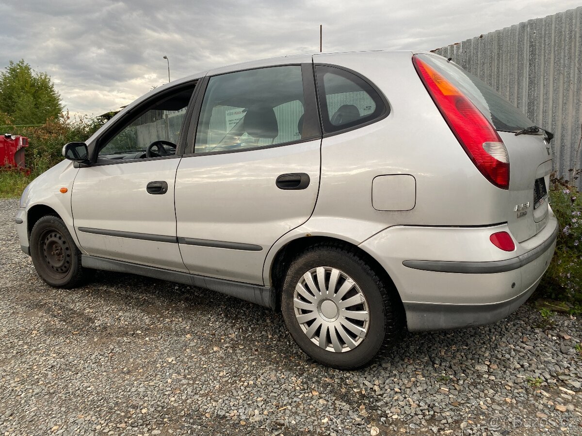 Náhradní díly z Nissan Almera Tino V10 - 13