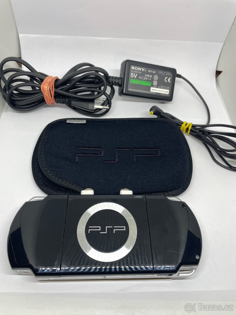 PSP 2004 Playstation Portable - 13