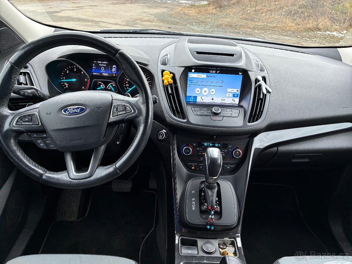 Ford Kuga 4x4 TDCi r.v. 2016 - 13
