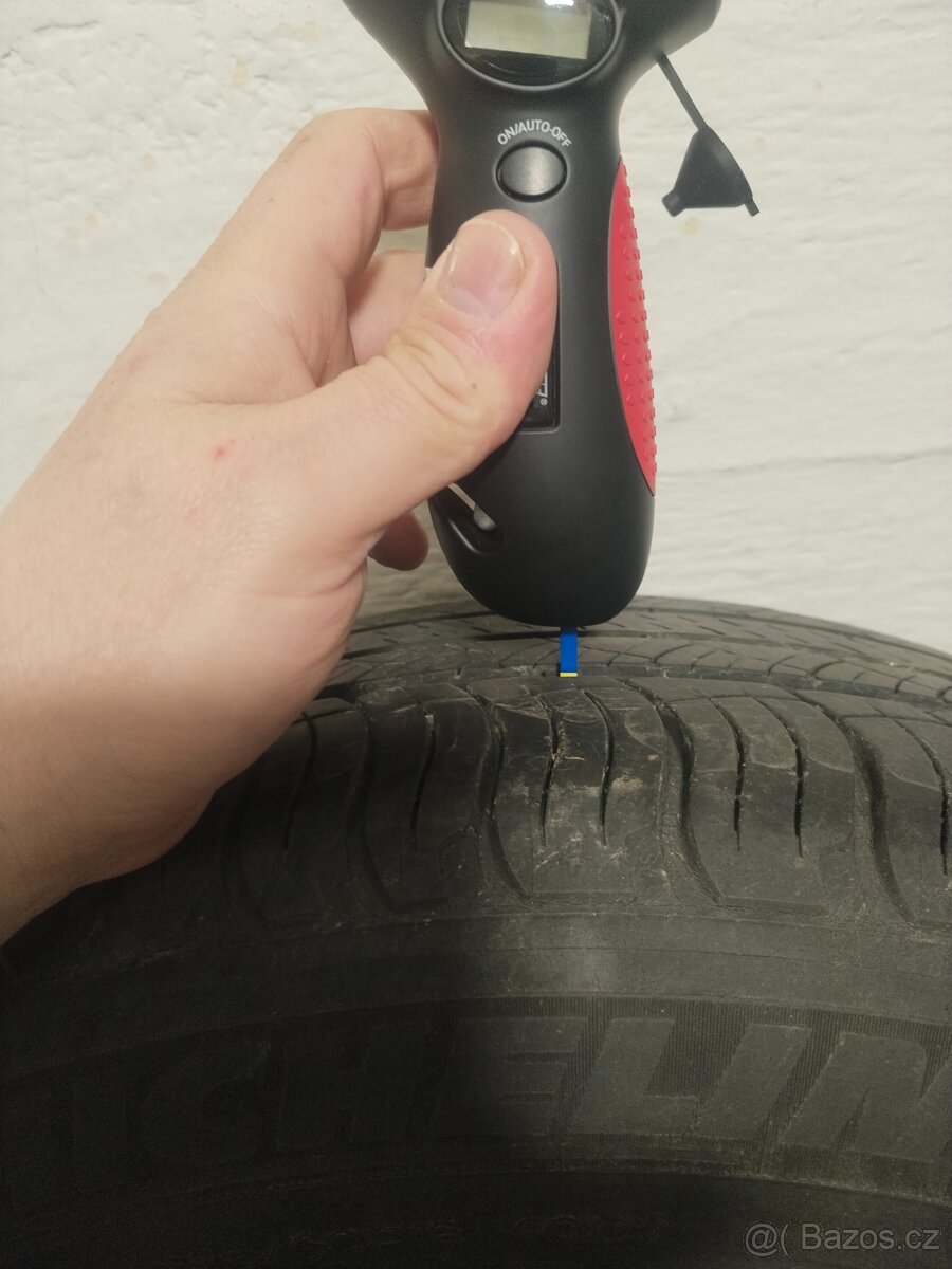 ALU kola z pneu - 13