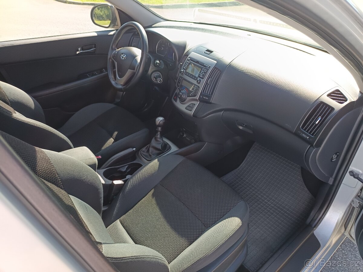 Hyundai i30 - 13