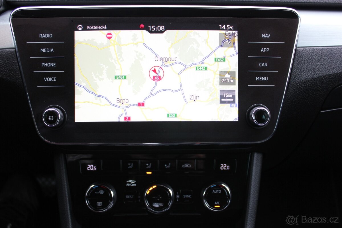 Škoda Superb 2.0 TDI, SPORTLINE, KAMERA, TAŽNÉ - 13