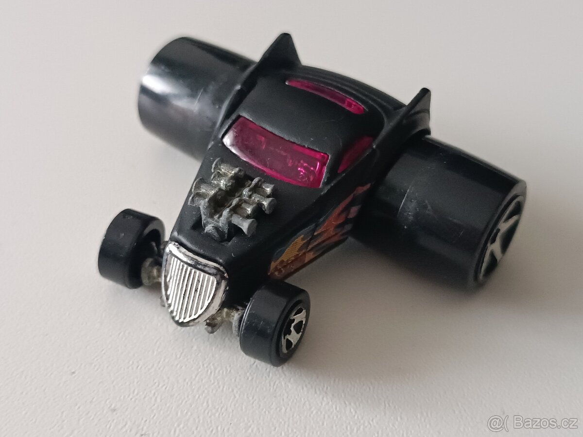 HOT WHEELS - 13
