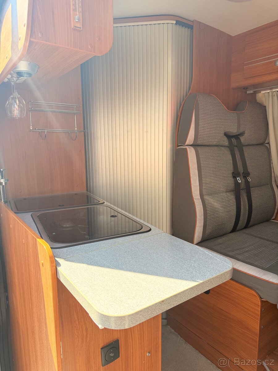 Prodám obytnou dodávku-vestavbu Globecar Campscout - 13